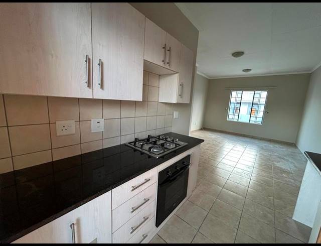 2 BEDROOM PROPERTY TO RENT IN NOORDWYK